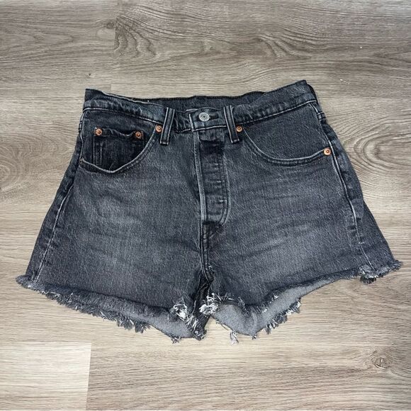 Women's Levi's 501 Charcoal Black Denim Cutoff Shorts - Picture 2 of 15
